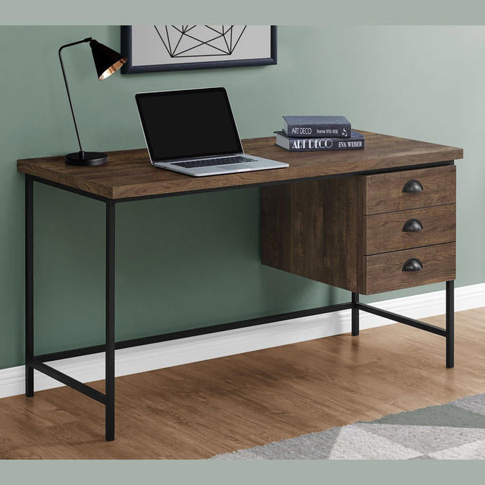 Monarch Specialties I 7485 | Meuble d'ordinateur - 55" - Spacieux dessus - 3 tiroirs - Base en Métal noir - Fini imitation de bois brun-Sonxplus Sorel