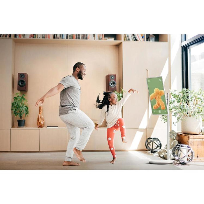 LG StanbyME - 27ART10AKPL | Téléviseur intelligent 27" DEL - 4K FHD - Sur support - Sans fil - Tactile - Rotation complète - Batterie intégrée-Sonxplus Sorel