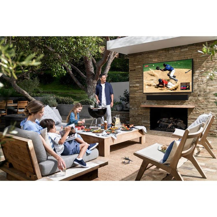 Samsung QN65LST7TAFXZA | Téléviseur intelligent extérieur QLED 65” The Terrace - Résistant aux intempéries - 4K Ultra HD - HDR-Sonxplus Sorel